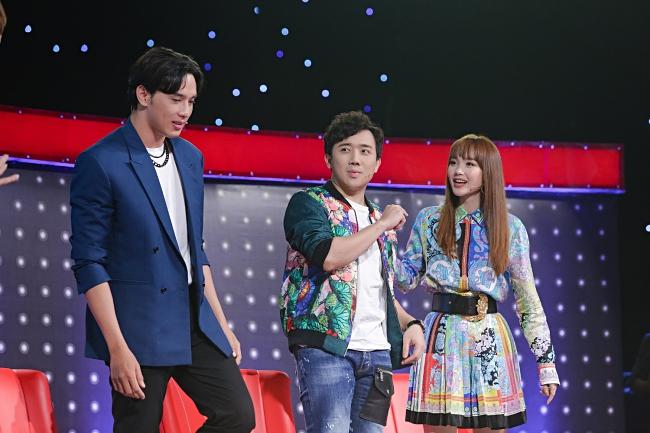 Minh Hằng ngại đỏ mặt khi bị Trấn Thành bóc phốt đi nhầm toilet nam-3