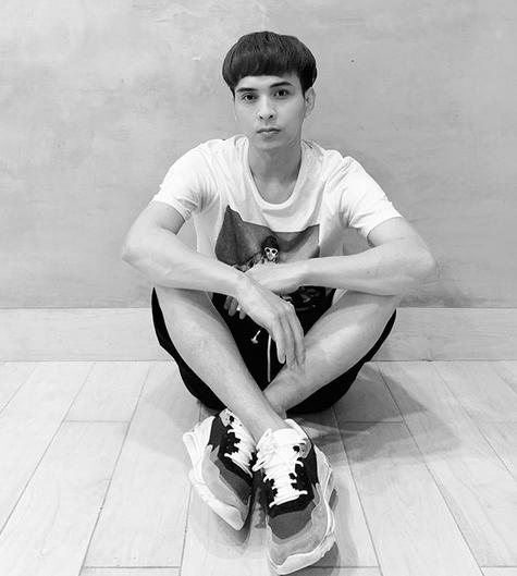 Hồ Quang Hiếu suy tư: "Kết thúc một mùa hè và mùa gì tới em biết rồi đấy...".