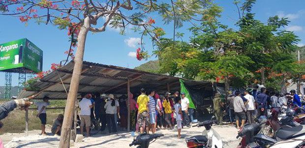 Nha Trang: Nghi án người đàn ông bị sát hại, con dao còn dính giữa ngực-2