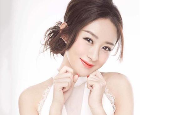 Phụ nữ tuổi này trời sinh phúc khí đầy mình, mang đến tài vận vượng phát cho cả gia đình