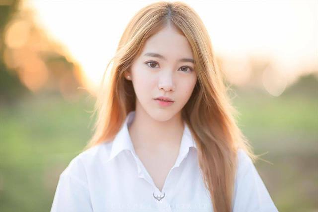 Phụ nữ tuổi này trời sinh phúc khí đầy mình, mang đến tài vận vượng phát cho cả gia đình-1