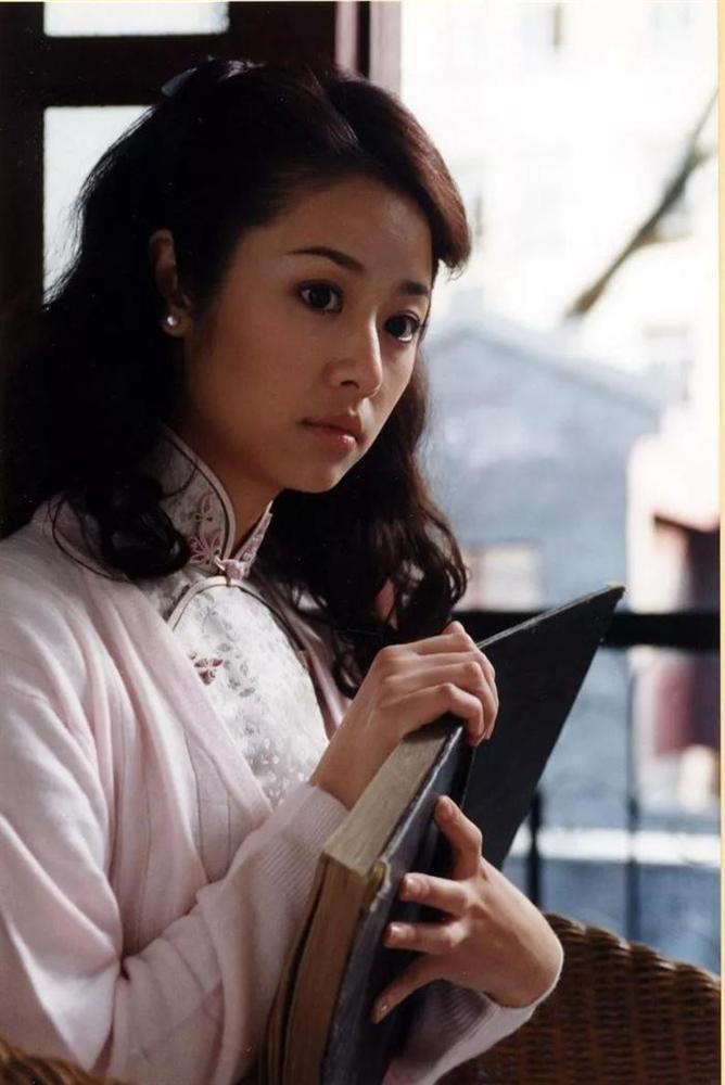 Vì sao Lâm Tâm Như không thể giữ được phong độ trong sự nghiệp như Triệu Vy hay Phạm Băng Băng?-3