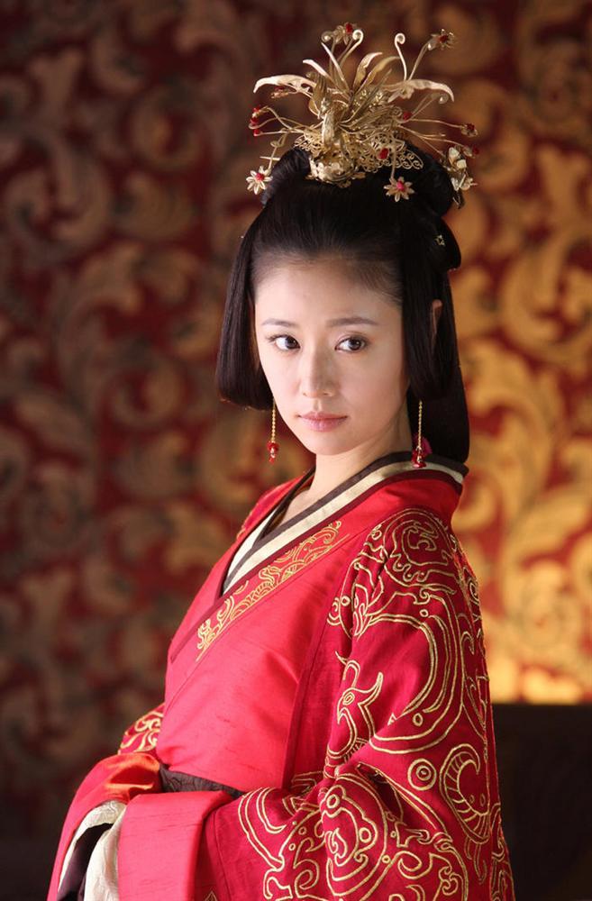 Vì sao Lâm Tâm Như không thể giữ được phong độ trong sự nghiệp như Triệu Vy hay Phạm Băng Băng?-4