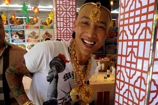 Giang hồ mạng Huấn hoa hồng bị đưa đi cai nghiện bắt buộc-1