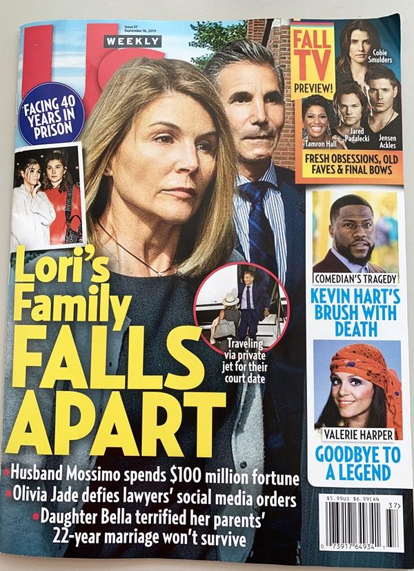 Báo Mỹ bóc giá từng bộ đầm đắt đỏ mà NTK Công Trí thiết kế cho sao thế giới-3