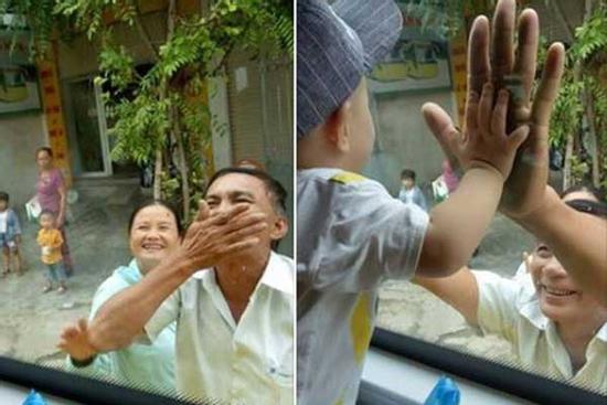 Xúc động hình ảnh ông bà ngoại bịn rịn chia tay cháu qua cửa kính ôtô làm ai lấy chồng xa đều rơi nước mắt