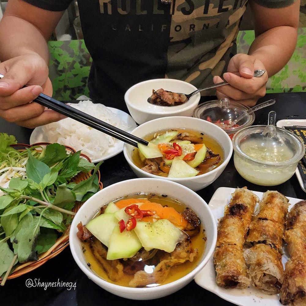 5 tiệm bún chả Hà Nội thu hút thực khách ở TP.HCM-1