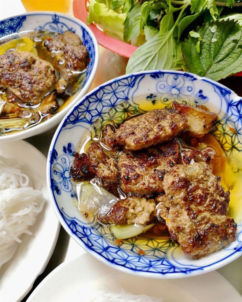 5 tiệm bún chả Hà Nội thu hút thực khách ở TP.HCM-3