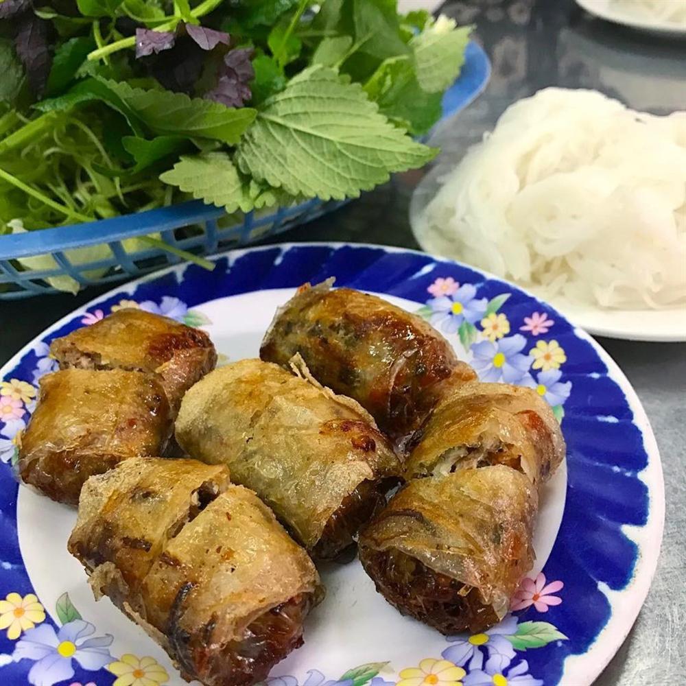 5 tiệm bún chả Hà Nội thu hút thực khách ở TP.HCM-4