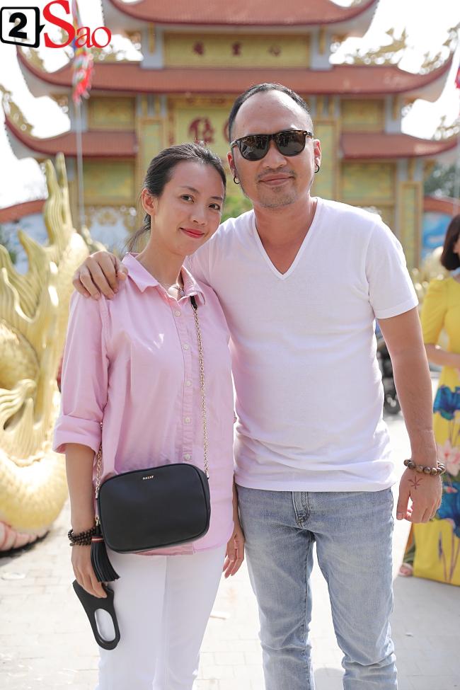 Trấn Thành, Hồ Ngọc Hà và dàn sao Việt tấp nập dâng hương tại nhà thờ Tổ của Hoài Linh-6