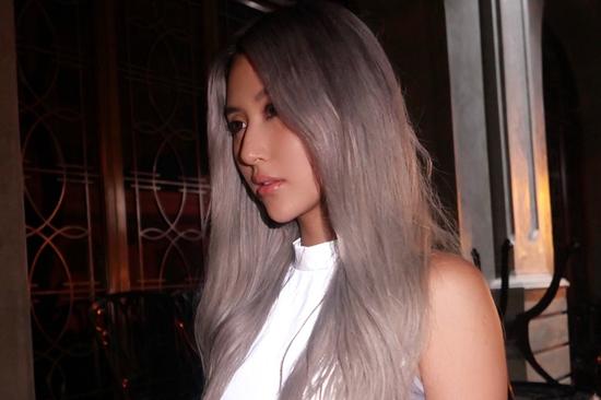 Rũ sạch hình ảnh hot girl, Quỳnh Anh Shyn lại thay đổi diện mạo để nghiêm túc tấn công showbiz