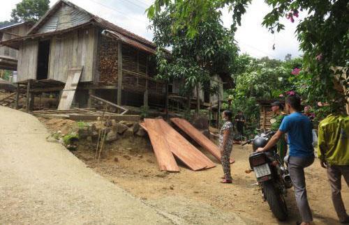 Vợ chồng đâm nhau ở Kon Tum, 1 người chết, 1 người nguy kịch-1