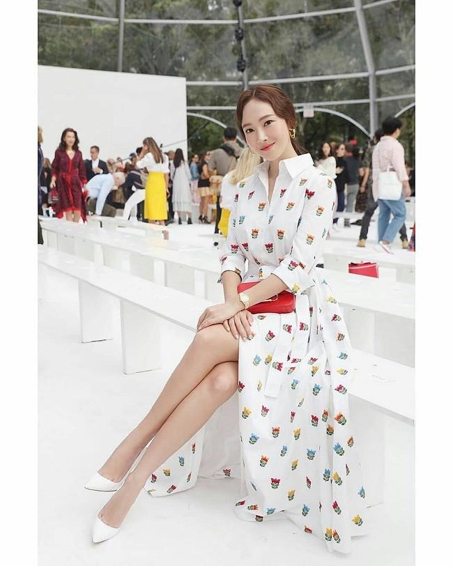 Jessica Jung bị bóc đăng hình quá ảo, nhan sắc và vóc dáng khác xa thực tế tại New York FW-1