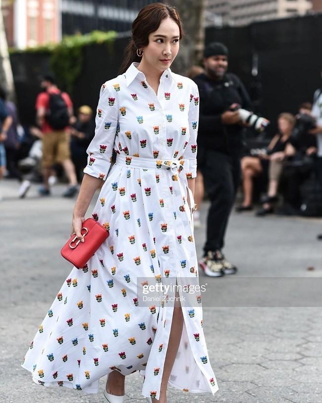 Jessica Jung bị bóc đăng hình quá ảo, nhan sắc và vóc dáng khác xa thực tế tại New York FW-4