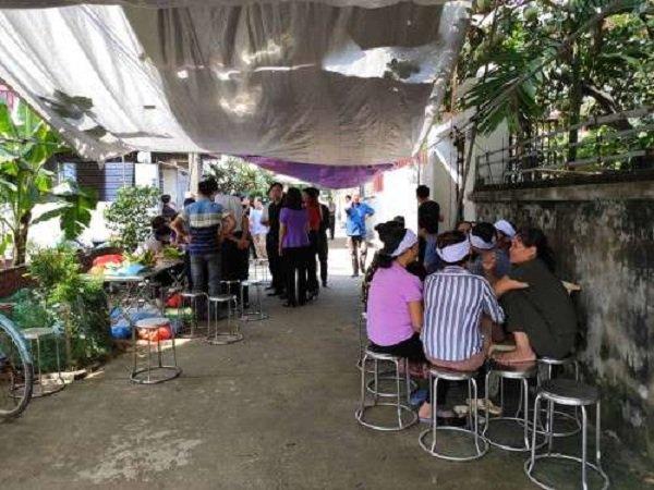 Bố nạn nhân sống sót trong vụ thảm sát ở Đan Phượng: Nhung chưa biết con gái đã tử vong-1