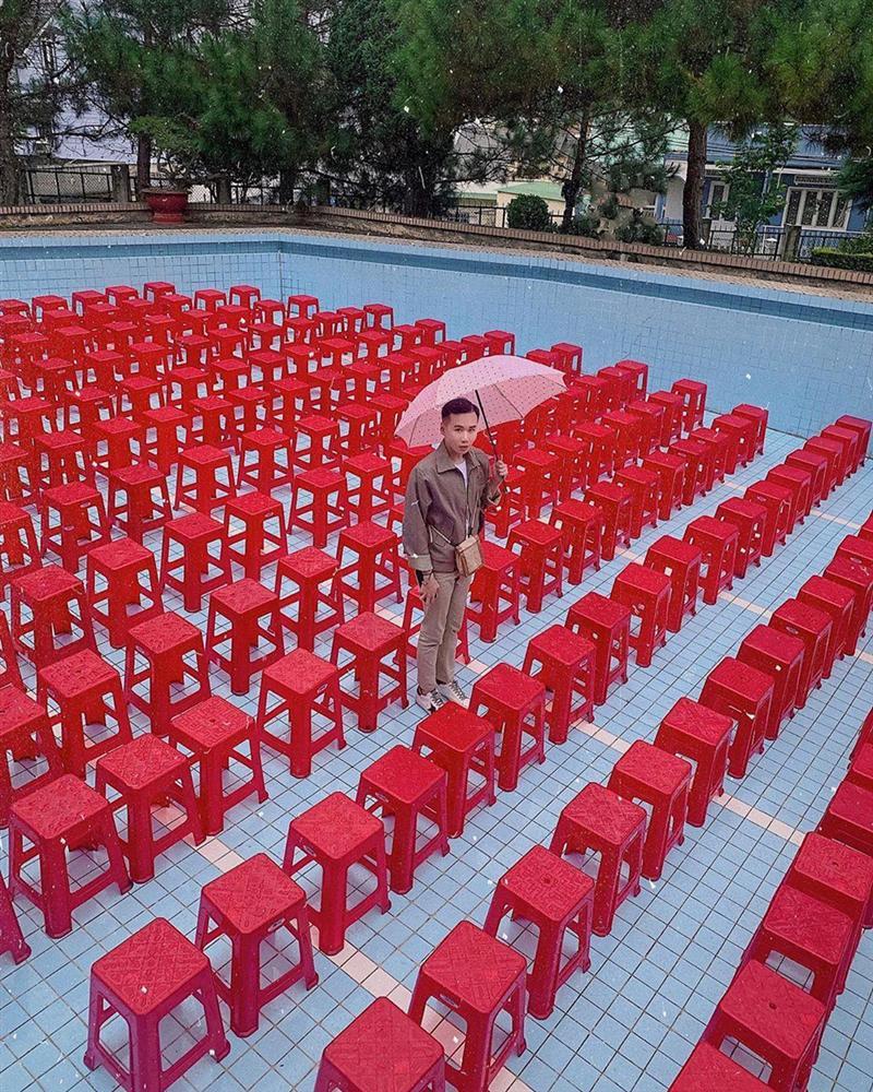 Bể bơi không nước - góc check-in mới hút giới trẻ đến Đà Lạt-6