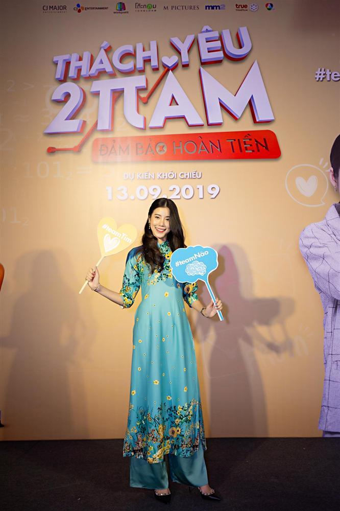 Jun Vũ trổ tài nói tiếng Thái, làm phiên dịch cho Esther Supreeleela-2