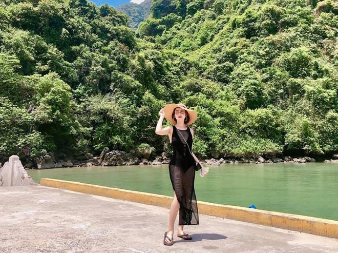 Những lần khoe hình thể của Thúy Ngân Gạo nếp gạo tẻ-6