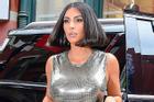 Kim Kardashian cắt tóc ngắn trẻ trung, diện mạo khác lạ khi ra phố