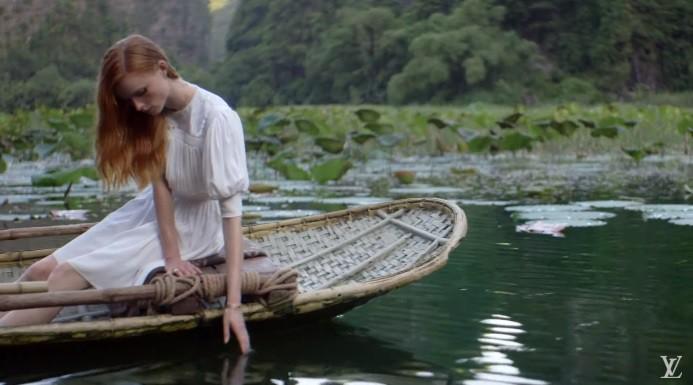 Bấn loạn khi Hội An, Hạ Long xuất hiện long lanh trong clip quảng bá của thương hiệu nổi tiếng thế giới-5