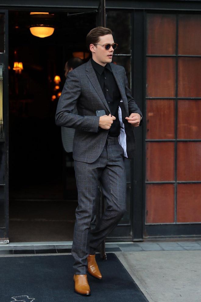 Gã hề ma quái trong IT ngoài đời ăn mặc thế nào khi cao 1,92 m?-9