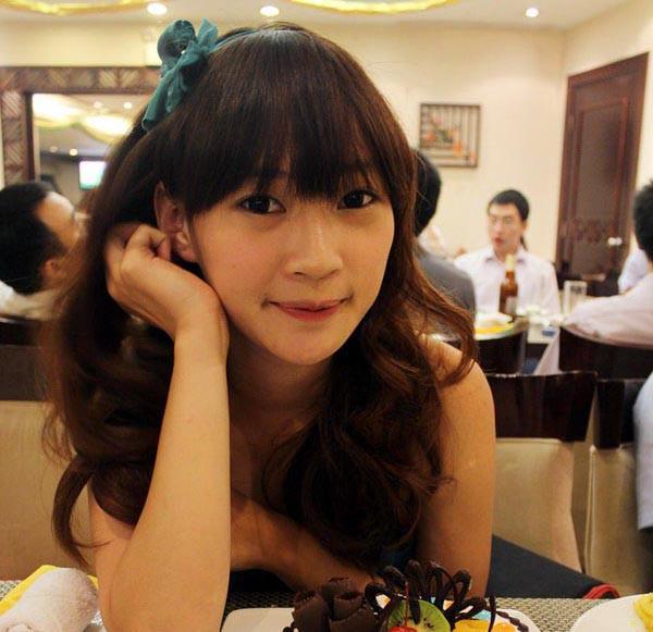 Chi Pu và dàn hotgirl Hà thành biến hóa từ bánh bèo sang sexy cá tính-10