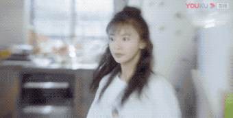 Ngô Cẩn Ngôn bị chê diễn lố, hàng loạt mỹ nhân Hoa ngữ bất ngờ gặp vạ lây-1