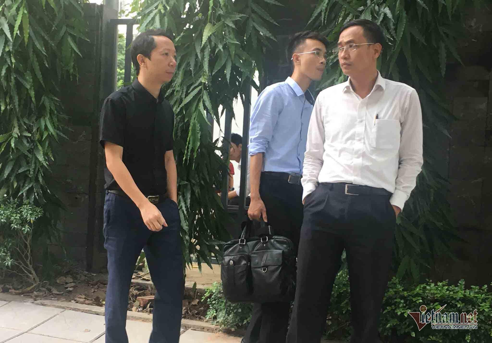 Vụ bé trai tử vong ở trường Gateway: Gia đình đề nghị bà Nguyễn Bích Quy có mặt ở buổi thực nghiệm chiều nay-1