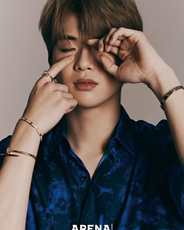 Phong ba khai khống doanh thu album đã qua 1 tháng, Kang Daniel mới quật antifan không trượt phát nào-1