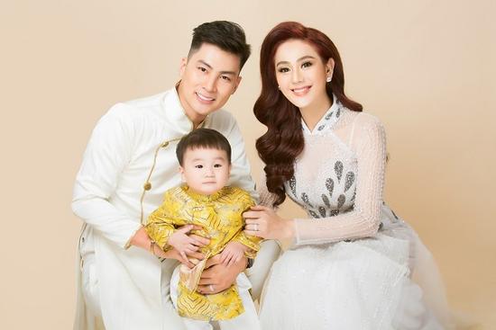 Lâm Khánh Chi sẽ sinh con thứ 2 bằng tinh trùng của chồng vào năm sau?