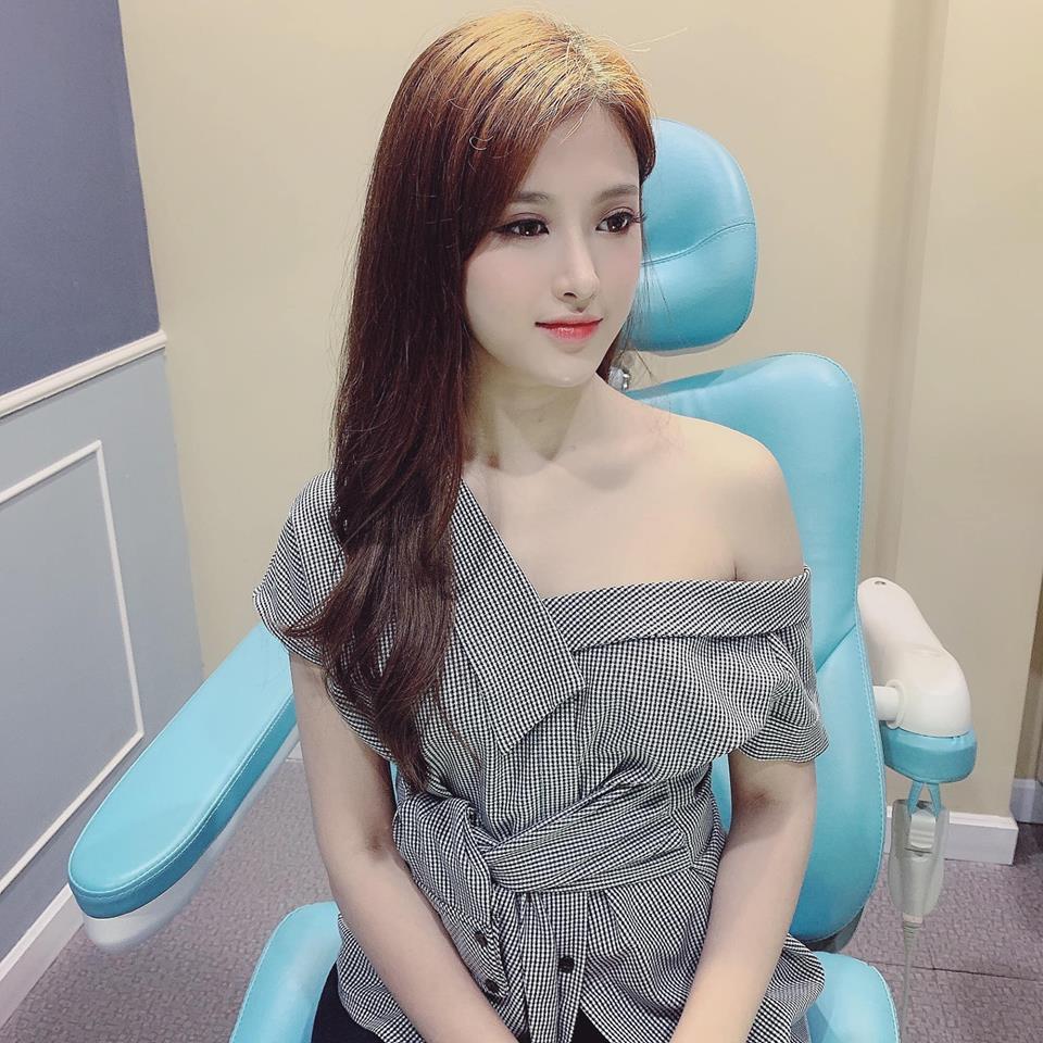 Quên không dùng app chỉnh ảnh, em gái Huyền Baby để lộ gương mặt ngày càng khác lạ-2