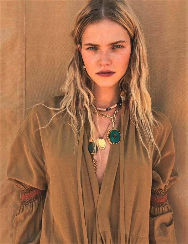 Sinh năm 1992, mang quốc tịch Nga, Sasha Luss là người mẫu nổi tiếng, hợp tác với các thương hiệu thời trang hàng đầu. Năm 2017, Sasha bén duyên với điện ảnh qua vai diễn công chúa Lihö-Minaa trong bộ phim điện ảnh Valerian and the city of a thousand planets.