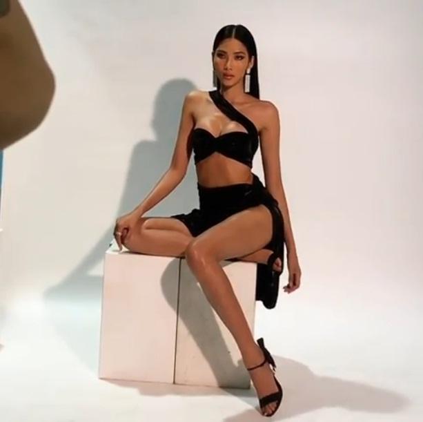 Bản tin Hoa hậu Hoàn vũ 13/9: Hoàng Thùy chặt dàn đối thủ bằng ngực khủng bị nghi nâng cấp-1