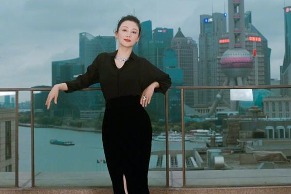 Mỹ nhân đẹp khuynh thành cãi mẹ lấy chồng xấu xí, 20 năm sau ai cũng ngỡ ngàng-8