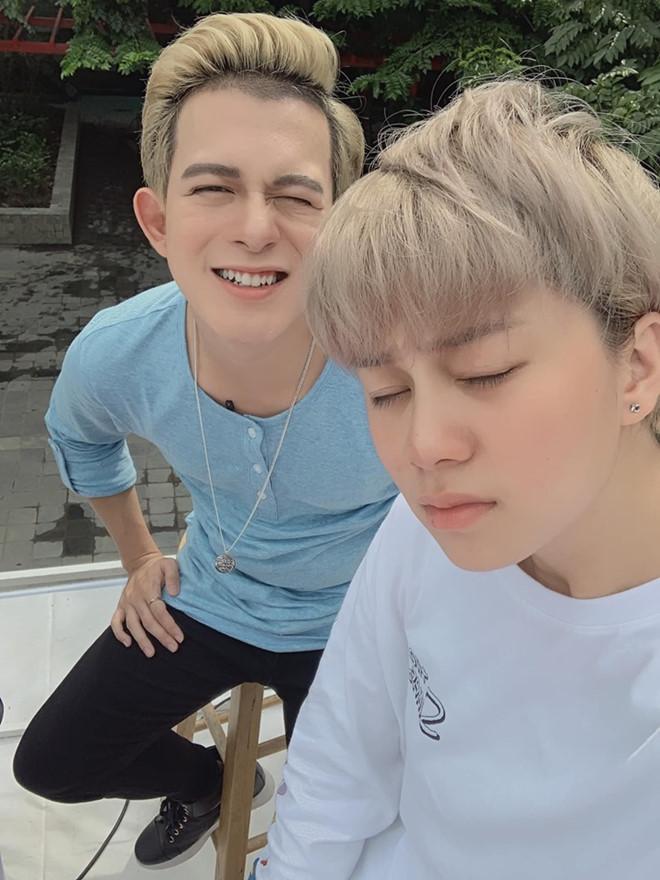 Bảo Hân Về nhà đi con hát mộc bài hit của Erik cùng Quang Anh-1