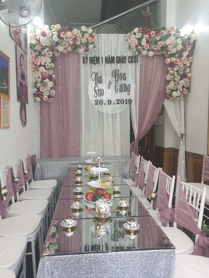 Kỉ niệm 1 năm lấy chồng trẻ, cô dâu 62 tuổi ở Cao Bằng chơi lớn chụp lại ảnh cưới, mở tiệc rình rang-5