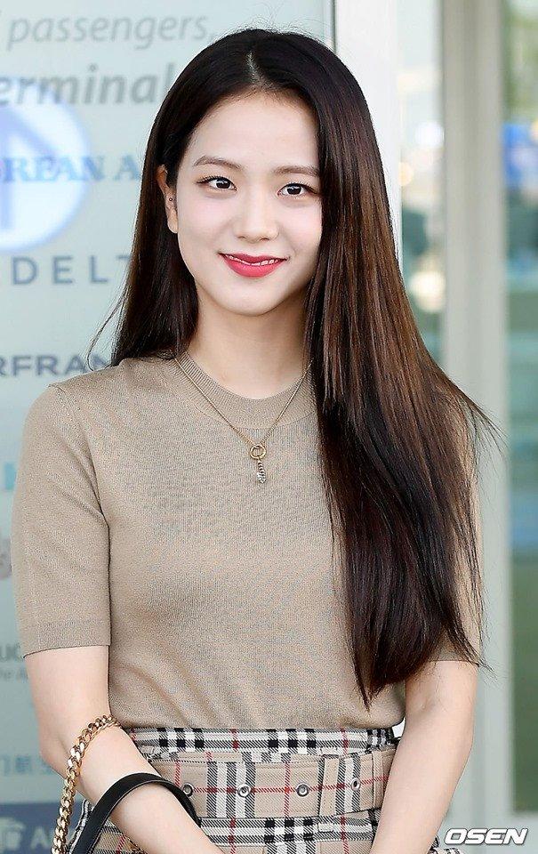 BLACKPINK Jisoo vướng tin đồn hẹn hò cầu thủ đắt giá nhất Châu Á Son Heung Min-3