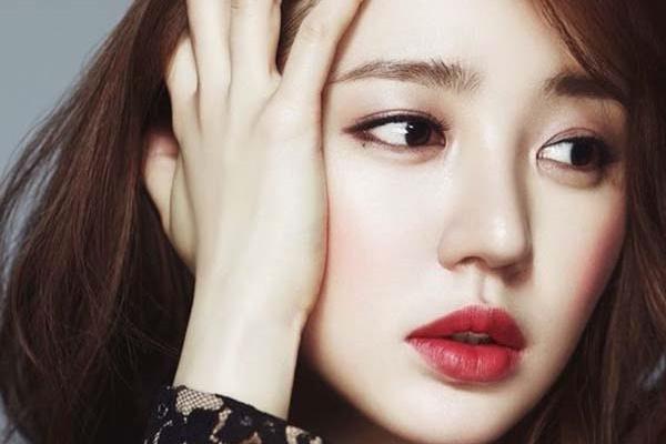 Phụ nữ có nốt ruồi đào hoa này, người theo đuổi xếp hàng dài cả cây số-2