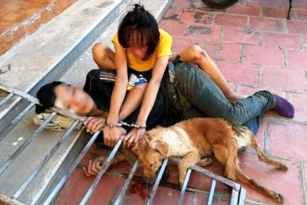 Hai người đàn ông trộm chó xịt hơi cay, ném đá vào CSGT-2