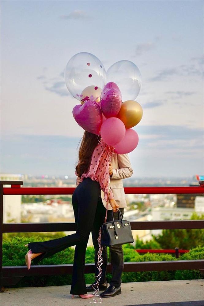 Vì sao hoa hậu Phạm Hương không tự nói một lần cho rõ tin đồn sinh con trên đất Mỹ?-3