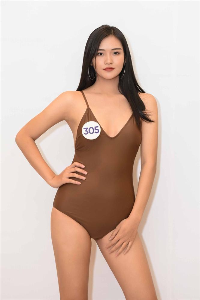 Tường Linh nổi bật với vòng eo 53 tại cuộc thi Hoa hậu Hoàn vũ Việt Nam 2019-7