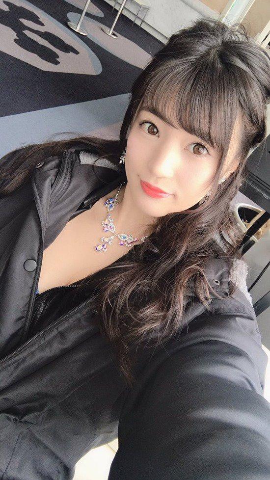 Cứu tinh của làng phim người lớn Nhật rủ fan tắm suối nước nóng, ngã giá đi đêm 70 triệu-1