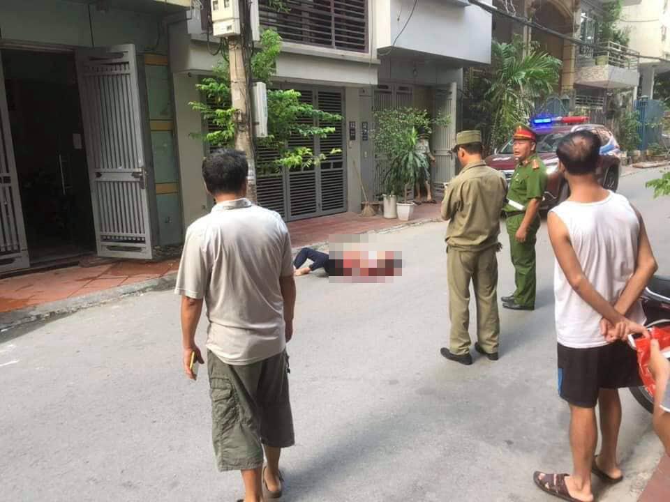 Vụ nam thanh niên giết 2 nữ sinh rồi tự tử: Nhiều khách trọ ở ngôi nhà xảy ra án mạng sơ tán gấp-1