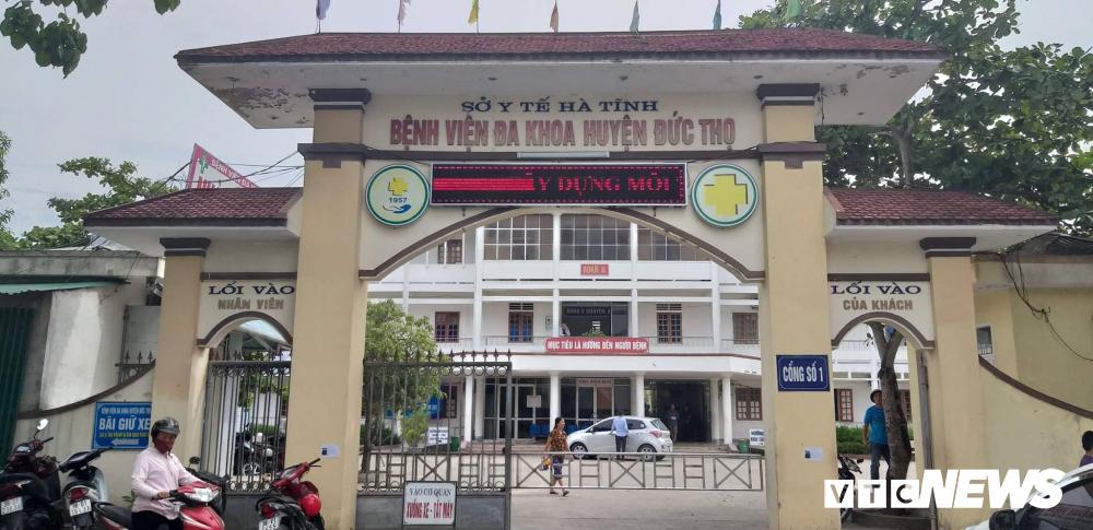 Bé sơ sinh bị kéo đứt cổ ở Hà Tĩnh: Kỷ luật ê kíp trực-1