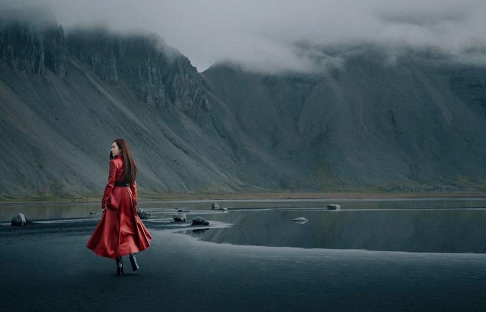 Liên tiếp mặc xấu ở sự kiện, Jessica lấy lại phong độ trong bộ ảnh mới đẹp long lanh-5