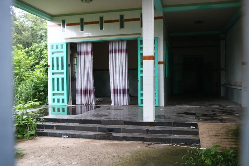 Hot: Đang thực nghiệm hiện trường vụ giết người đổ bê tông trong thùng phuy ở Bình Dương-5