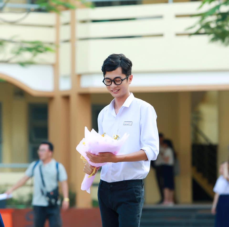 Huỳnh Phương công khai yêu Sĩ Thanh: Nàng 1986, chàng 1992 nhưng trình độ hack tuổi thì chưa biết ai hơn ai-1