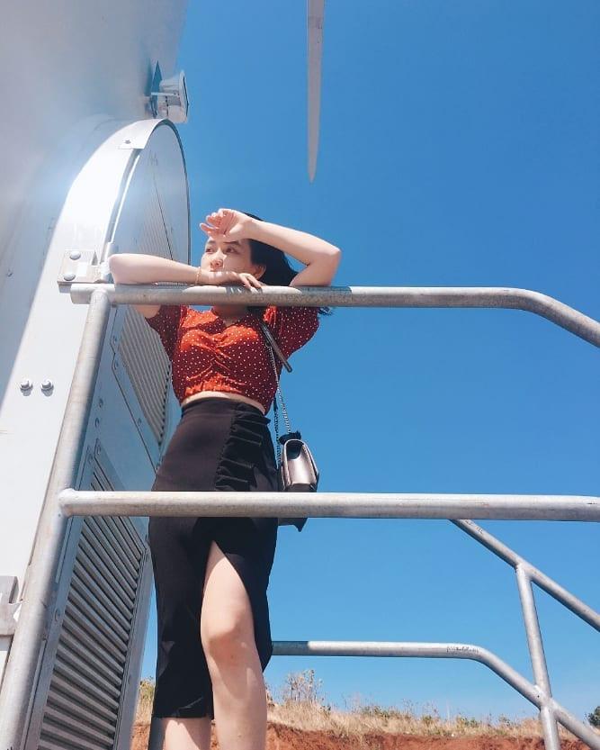 Cánh đồng quạt gió tựa trời Tây ở Đắk Lắk hút giới trẻ check-in-7