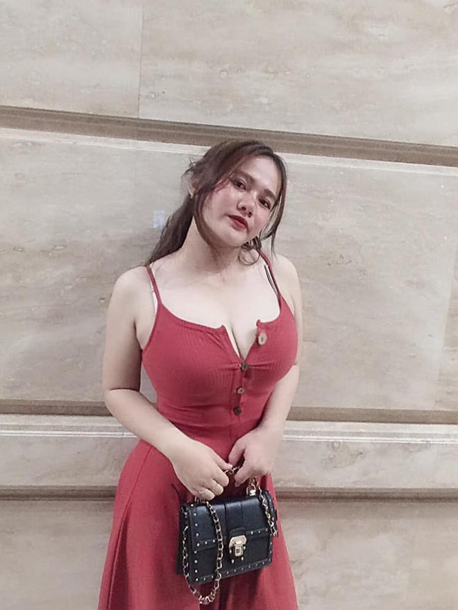 Nữ sinh 20 tuổi nhận tin nhắn tục tĩu chỉ vì sở hữu vòng ngực 100 cm-2