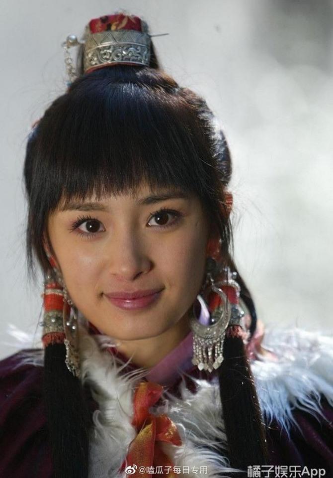 Dung mạo mỹ nhân Hoa ngữ thuở mới vào nghề: Lưu Diệc Phi xuất sắc, Dương Mịch khác quá nhiều-17